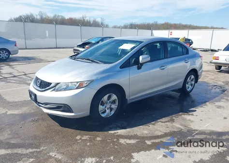 2015 Honda Civic Lx z USA, uszkodzony, nr VIN 19XFB2F54FE116093